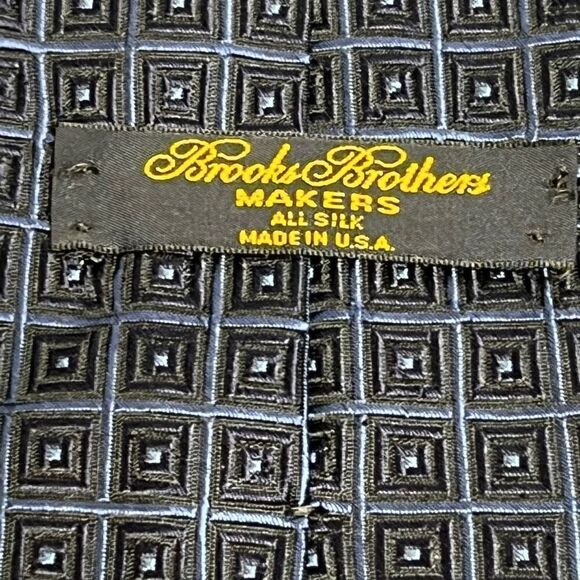 Brooks Brothers navy blue print pure silk tie - Picture 2 of 8